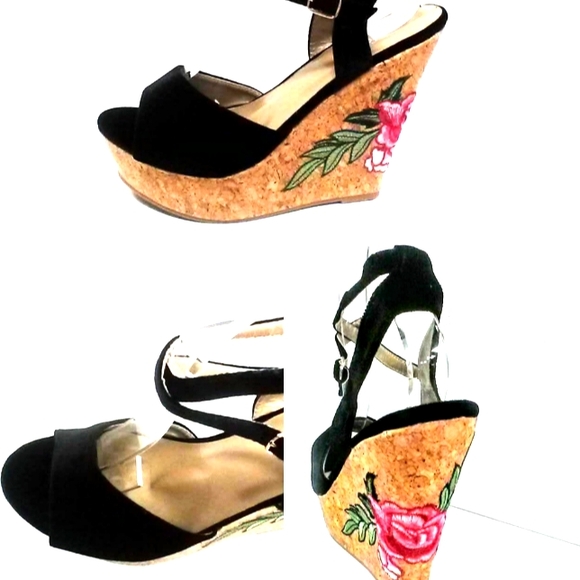 NEW! CUTE! Black VelvetPlatformWedge! - Picture 4 of 8
